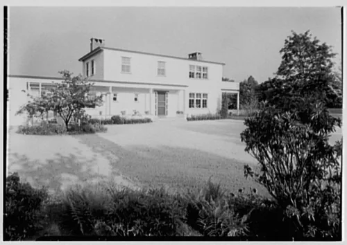 Alvin Devereux, residence at R.F.D. no. 2, West Hills, Huntington, Long Island