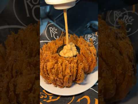 The GOLDEN ONION from The Rust & Gold in Huntington, NY on Long Island! 🧅🔥🤤🤤 video thumbnail
